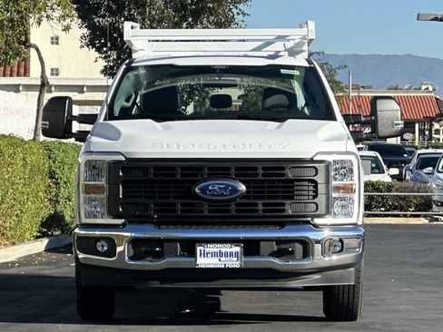 New 2026 Ford F250 XL w/ XL Chrome Package image 9