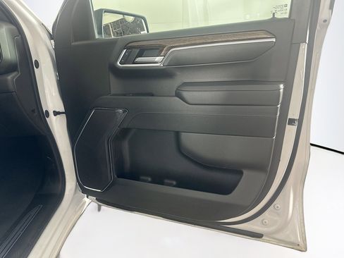 Used 2024 GMC Sierra 1500 Elevation image 30