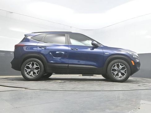 Used 2022 Kia Seltos EX AWD/4WD image 33