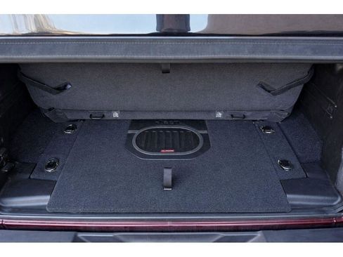 Used 2021 Jeep Wrangler Willys image 11