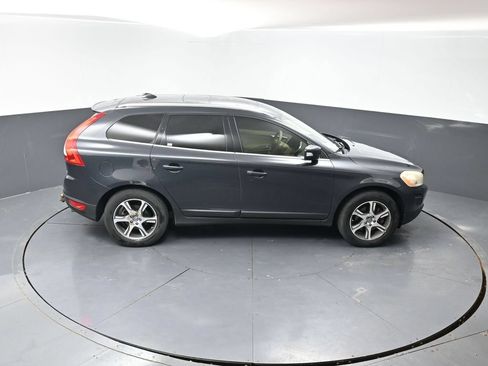 Used 2012 Volvo XC60 T6 AWD/4WD image 39