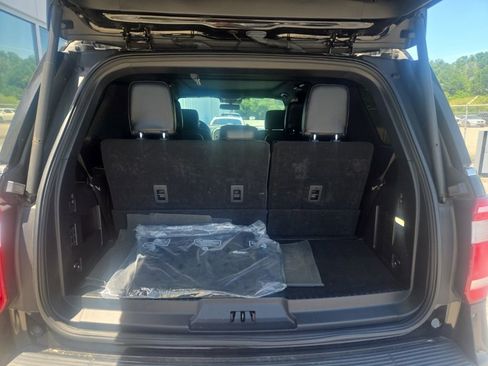 Used 2021 Ford Expedition XLT RWD image 37