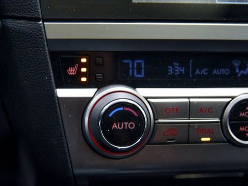 Used 2015 Subaru Legacy 2.5i Premium w/ Moonroof Package image 18