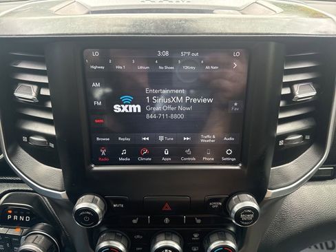 Used 2020 RAM 1500 Big Horn AWD/4WD image 26