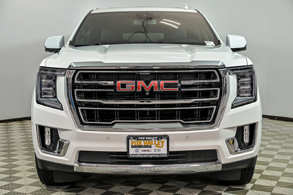 Used 2023 GMC Yukon XL SLT w/ SLT Premium Package AWD/4WD image 4