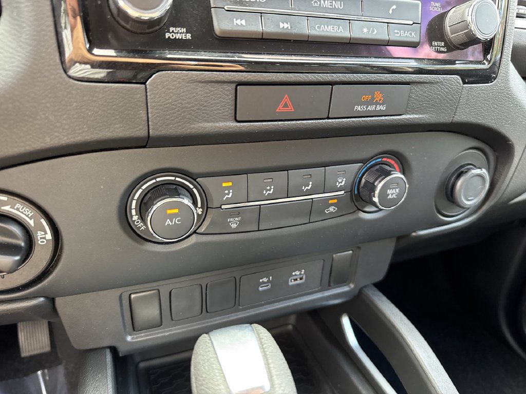 Used 2022 Nissan Frontier SV AWD/4WD image 50