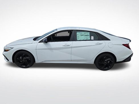 New 2026 Hyundai Elantra Sport FWD image 6