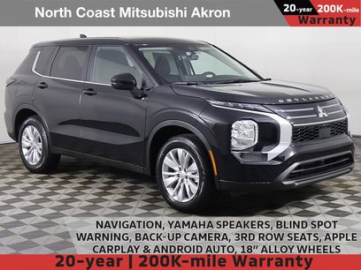 New 2025 Mitsubishi Outlander ES