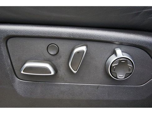 Certified 2024 Cadillac Escalade Sport Platinum w/ LPO, Floor Liner Package image 28