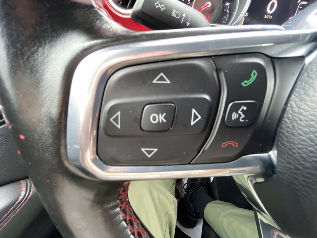 Used 2022 Jeep Wrangler Unlimited Rubicon w/ Cold Weather Group AWD/4WD image 16