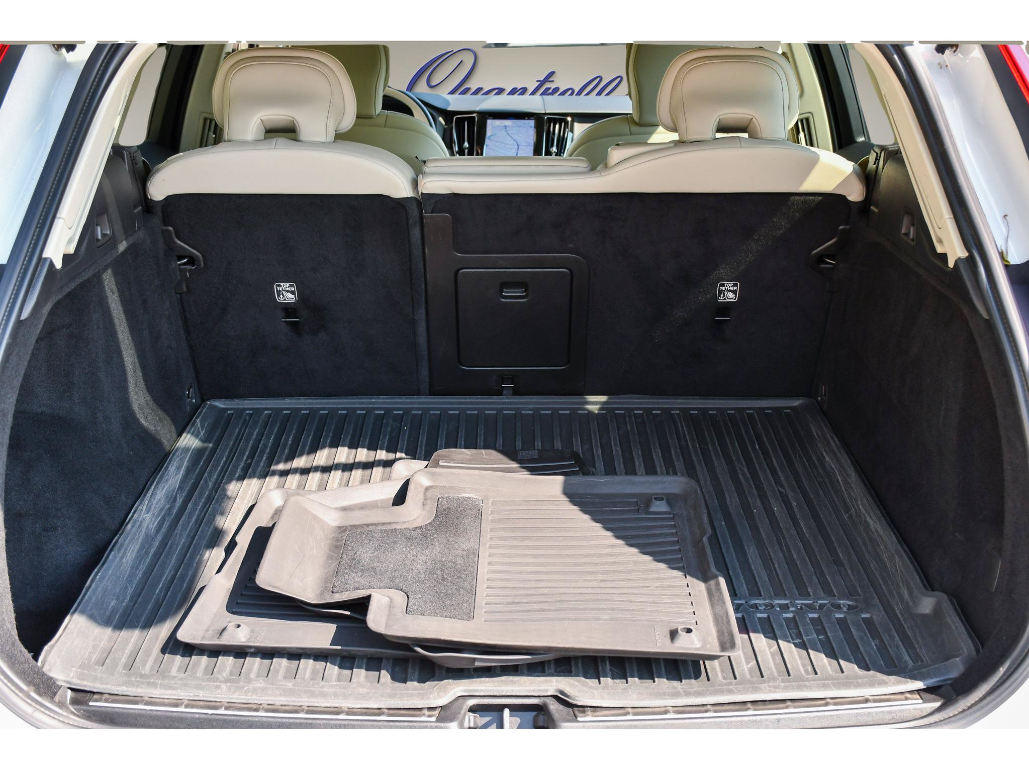 Used 2022 Volvo XC60 B5 Inscription w/ Protection Package FWD image 23