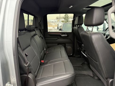 Used 2024 GMC Sierra 3500 Denali w/ Denali Reserve Package image 5