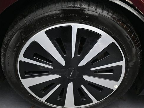 Used 2023 Lucid Air Touring image 35