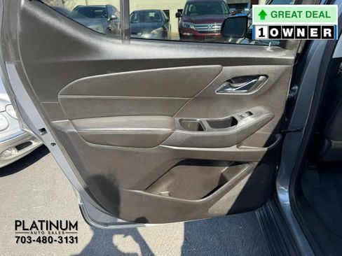 Used 2019 Chevrolet Traverse LT w/ LT Premium Package image 20