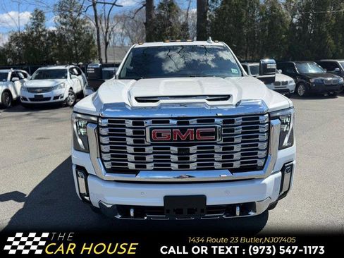 Used 2024 GMC Sierra 2500 Denali w/ Denali Reserve Package image 4