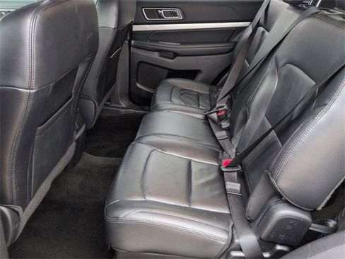 Used 2016 Ford Explorer XLT w/ Equipment Group 202A image 26