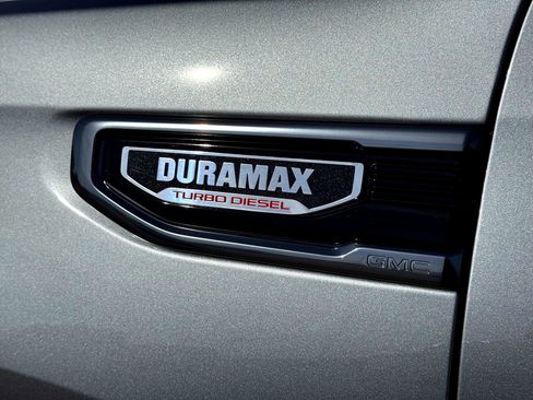 Used 2025 GMC Sierra 1500 AT4 w/ AT4 Premium Package image 3