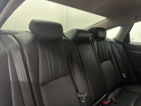 Used 2019 Honda Accord EX-L image 26