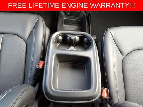 New 2026 Chrysler Pacifica Select FWD image 24