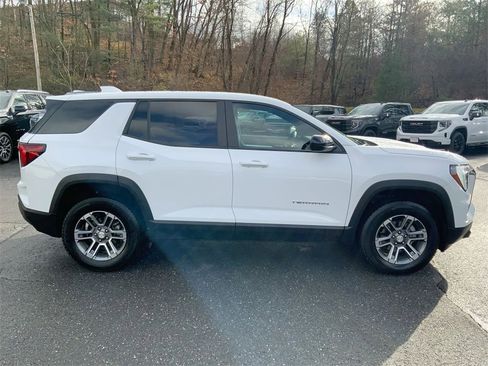 Used 2025 GMC Terrain Elevation image 39