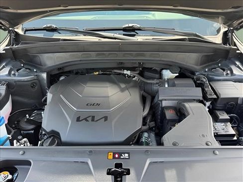 Used 2025 Kia Telluride S FWD image 19