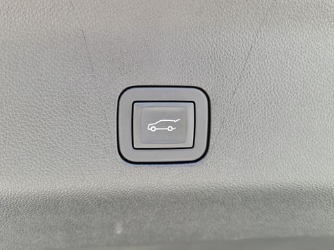 Used 2025 Cadillac Escalade Sport w/ Touring Package AWD/4WD image 11