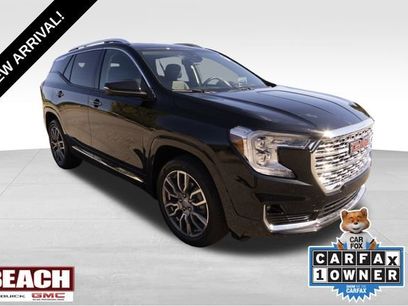 Used 2024 GMC Terrain Denali w/ Denali Premium Package