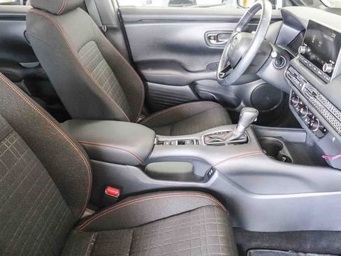 Certified 2025 Honda HR-V Sport image 18