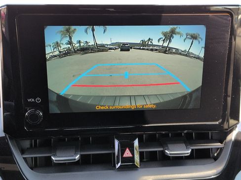 Used 2025 Toyota Corolla SE w/ SE Package FWD image 24