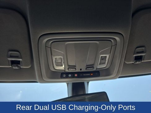 Used 2022 Chevrolet Silverado 1500 LT w/ Bed Protection Package RWD image 18