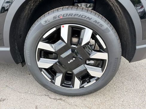 New 2027 Kia Telluride S FWD image 25