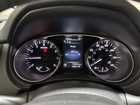 Used 2015 Nissan Rogue SL w/ SL Premium Package image 17