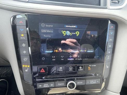 Certified 2023 INFINITI QX50 Luxe image 17