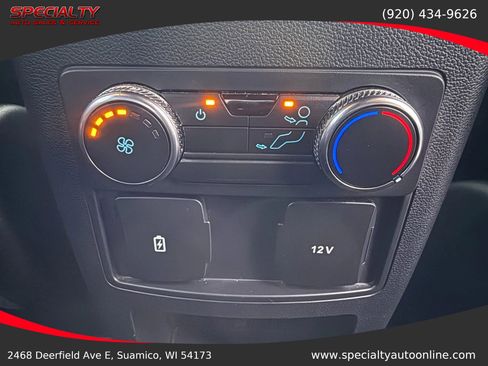 Used 2020 Ford Explorer XLT w/ Equipment Group 202A image 30