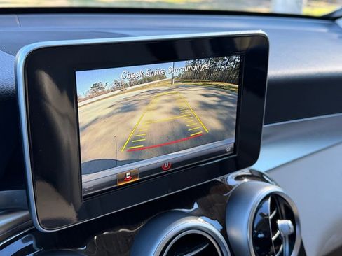 Used 2019 Mercedes-Benz GLC 300 image 20