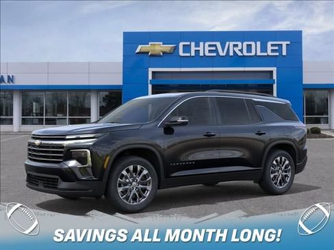 New 2026 Chevrolet Traverse LT w/ Sun and Wheel Package AWD/4WD image 2