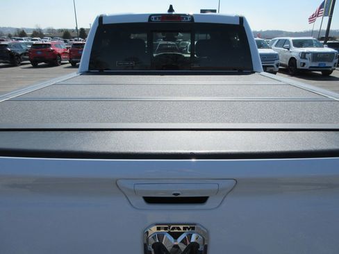 Used 2021 RAM 1500 Big Horn image 14