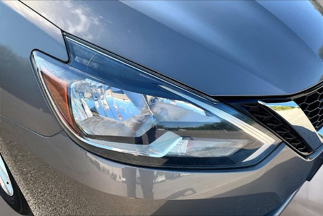 Used 2016 Nissan Sentra SV w/ Style Package FWD image 23