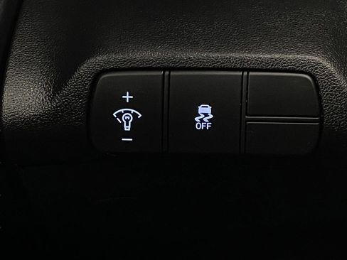 Certified 2025 Hyundai Elantra Sport FWD image 13