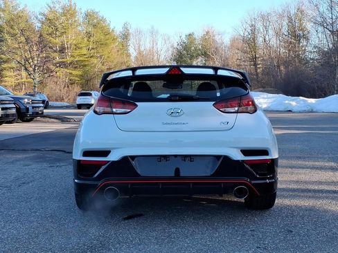 Used 2021 Hyundai Veloster N image 4