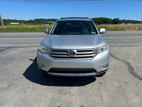 Used 2013 Toyota Highlander SE AWD/4WD image 4