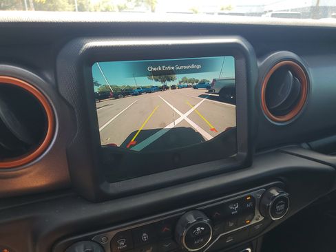 Used 2022 Jeep Gladiator Mojave w/ LED Lighting Group AWD/4WD image 21