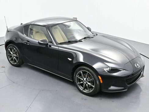Used 2017 MAZDA MX-5 Miata RF Grand Touring image 33