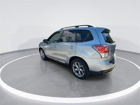 Used 2017 Subaru Forester 2.5i Touring image 5