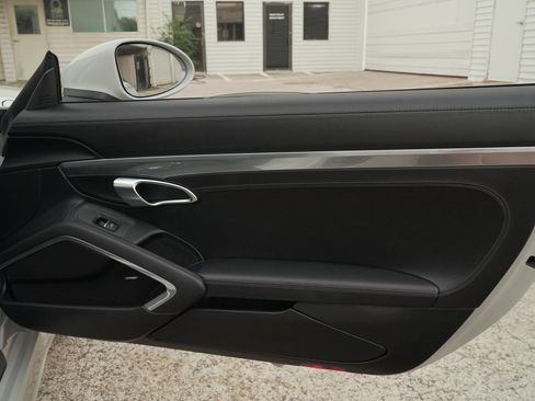 Used 2022 Porsche 718 Boxster GTS RWD image 14