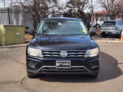 Used 2021 Volkswagen Tiguan SE w/ Panoramic Sunroof Package image 21