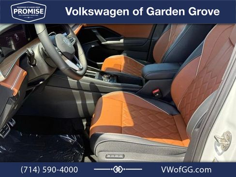New 2026 Volkswagen Tiguan SEL R-Line AWD/4WD image 13