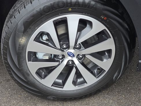 New 2025 Subaru Outback Premium image 13