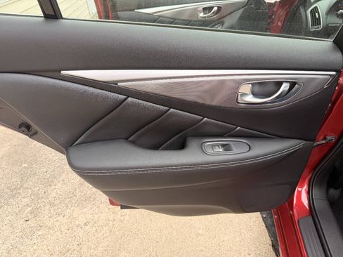 Used 2014 INFINITI Q50 Premium w/ Navigation Package AWD/4WD image 13