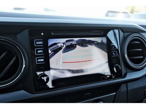 Used 2019 Toyota Tacoma TRD Sport image 23